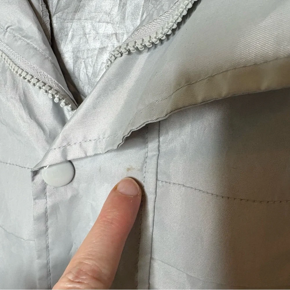 Vintage Wimbledon Light Silver Windbreaker Jacket Small